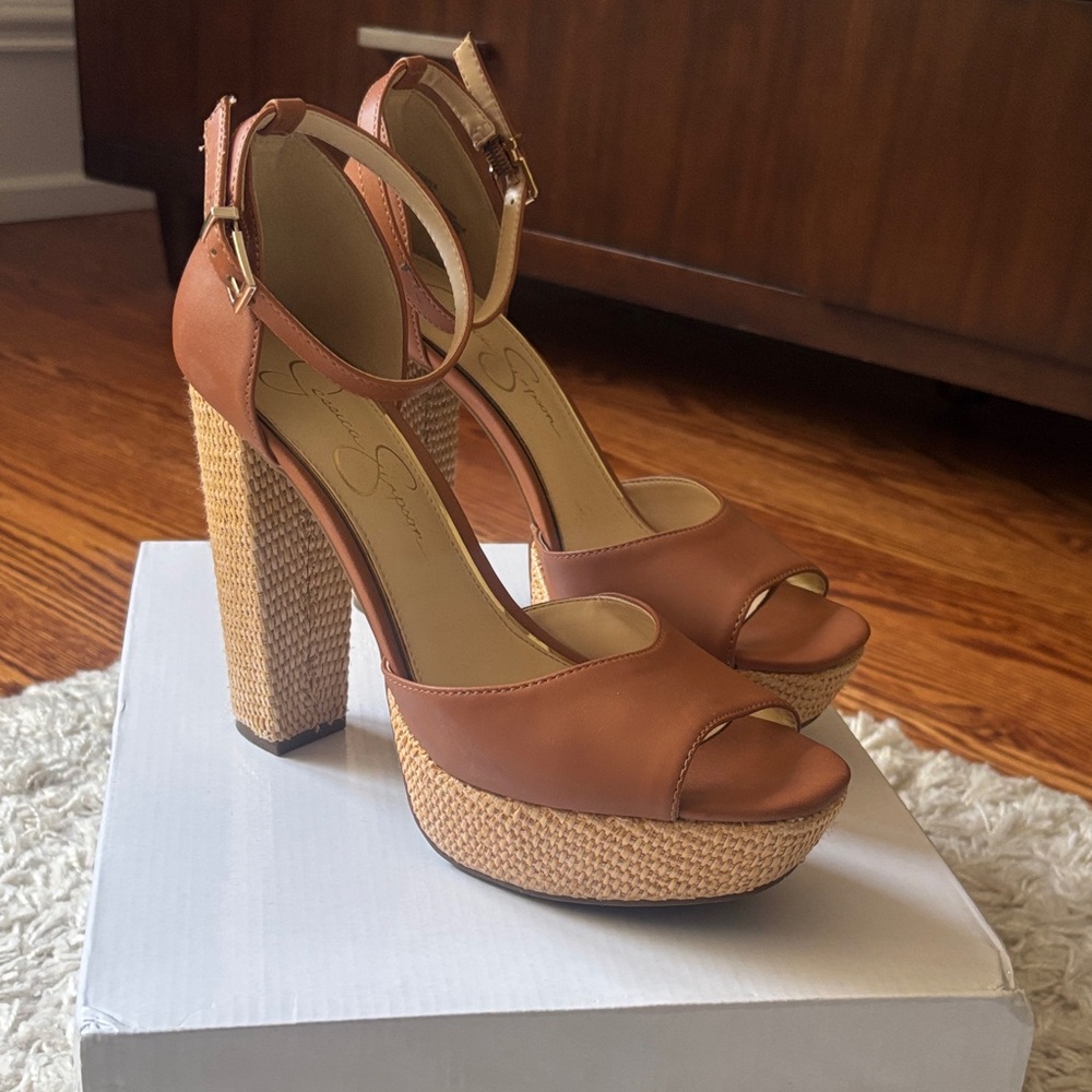Jessica Simpson Caramel Platform Heels, soft leather, great condition